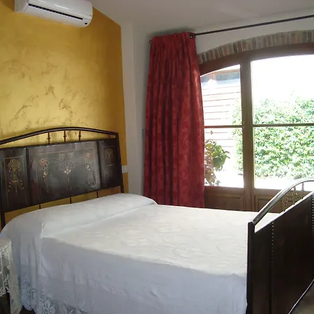 Oda ve Kahvaltı Castello San Gennaro (Lucca)