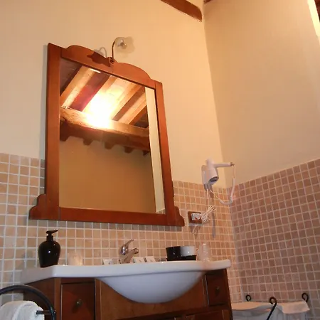 Castello San Gennaro (Lucca)