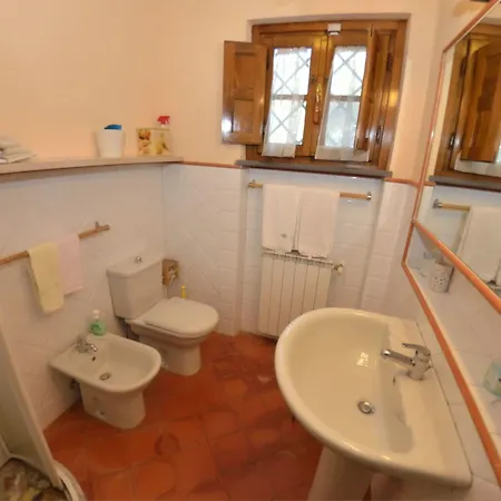 Castello Oda ve Kahvaltı San Gennaro (Lucca)