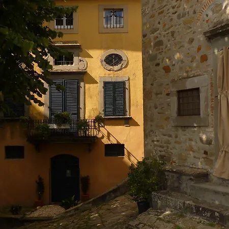 Castello 4*